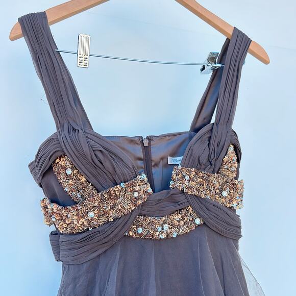 Elegant Navy Blue Mini Dress with Gold Accents - Picture 3 of 8